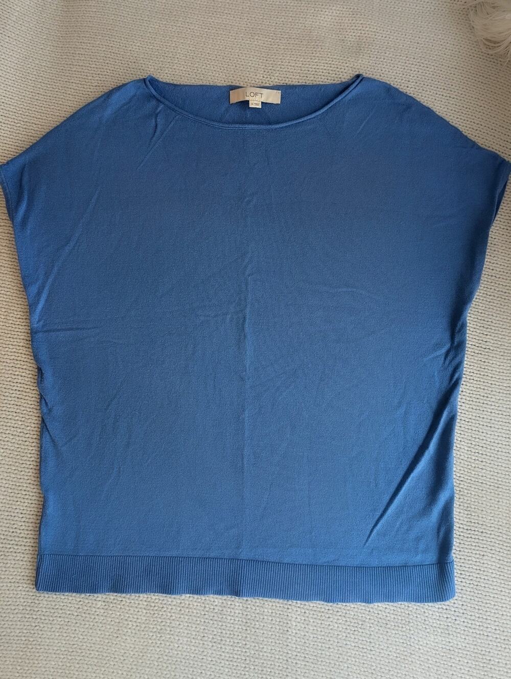 Women's Loft Sweater, M